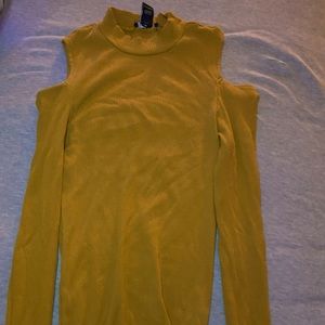 U 2 B mustard yellow cut shoulder top